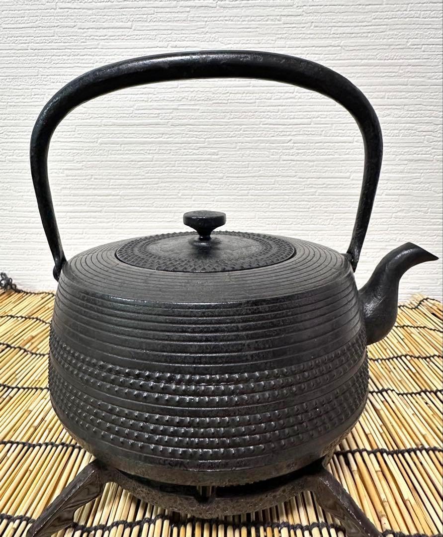 供箱等付属品付 南部岩鋳四代目清末作 真作保証18型コシキ亀甲 南部